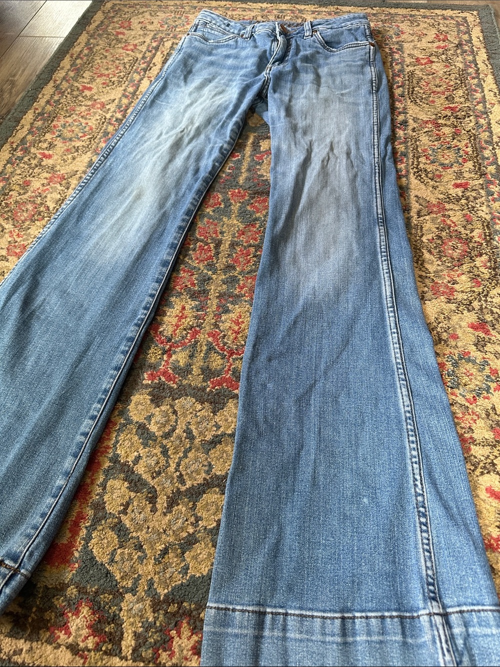 Wrangler Light Blue Flared Wide-Leg Jeans - Picture 5 of 9
